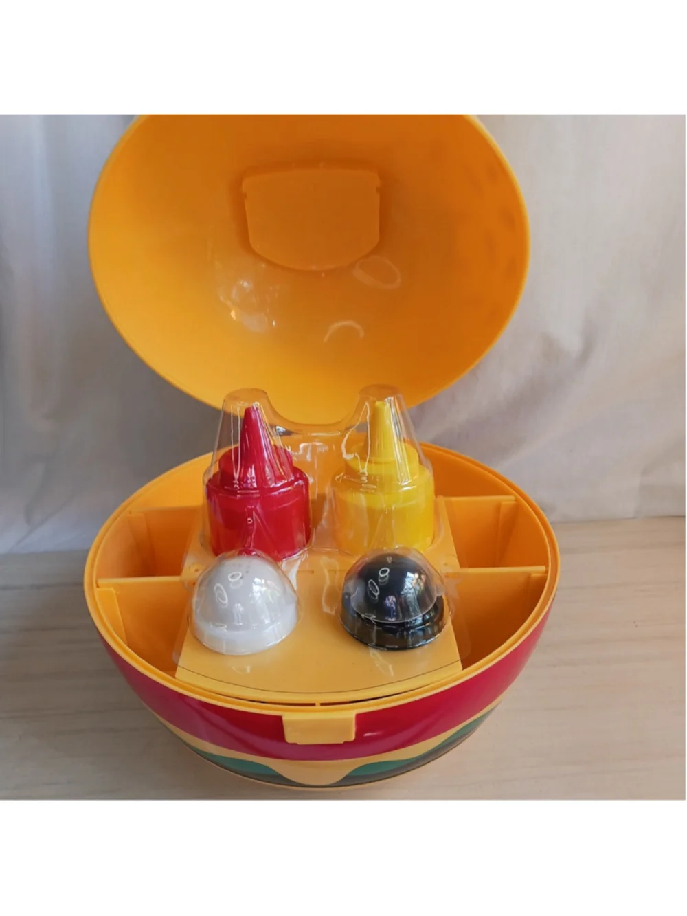 Sun Squad Hamburger BBQ Condiment Caddy Picnic Organizer Burger Case 10”